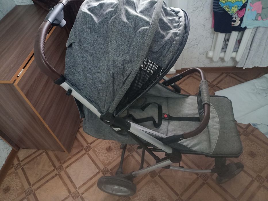 Продам детскую коляску