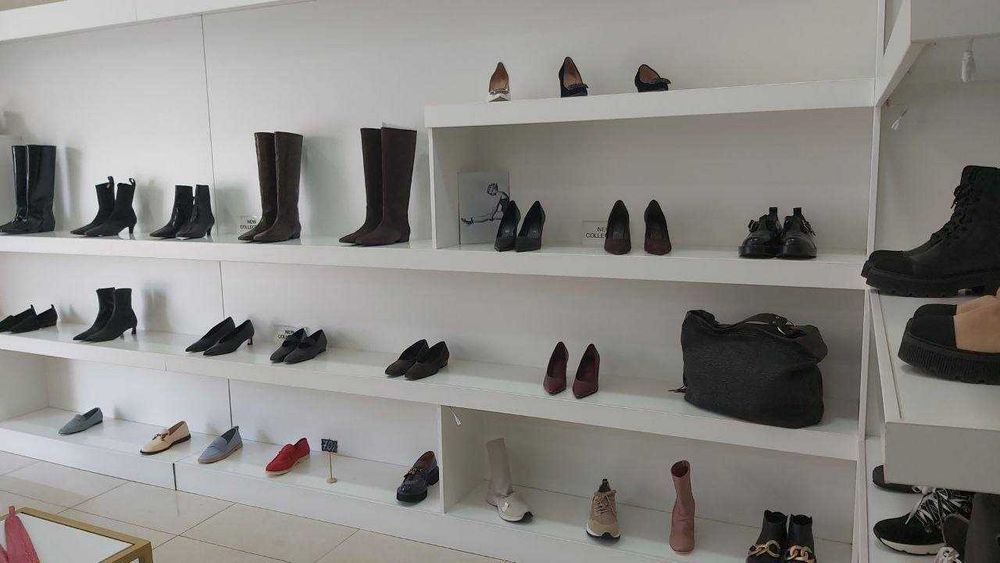 Срочно! Распродажа стеллажей для  обуви и одежды!