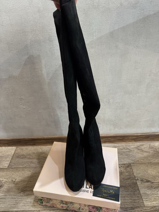 Сапоги женские ботфорты.