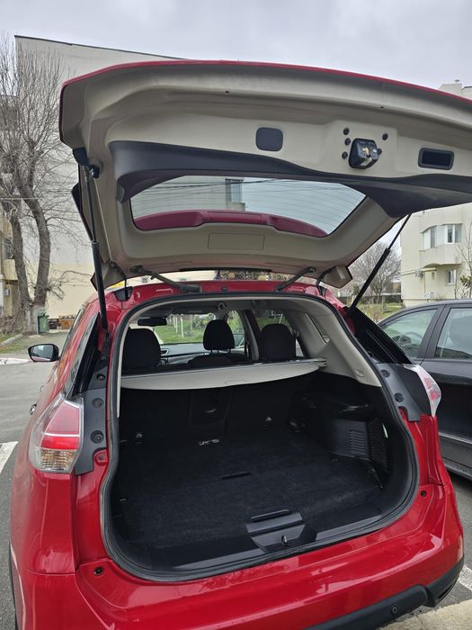 Vând Nissan X-trail 2016, negociabil