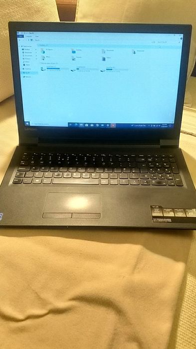 Laptop Lenovo v110