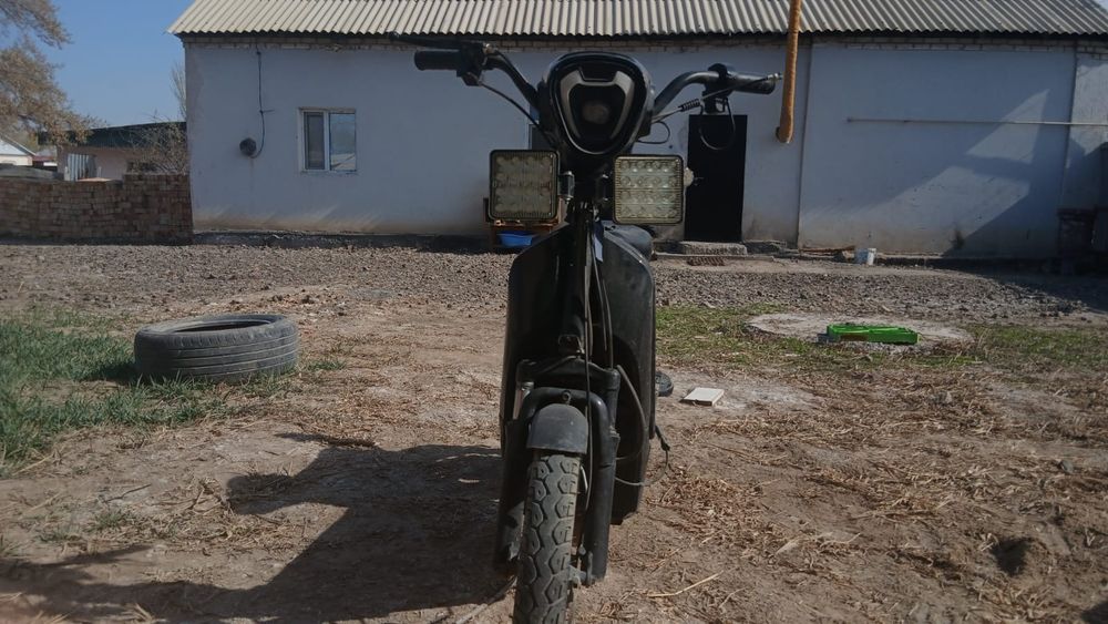 VELOMAX Электро скутер