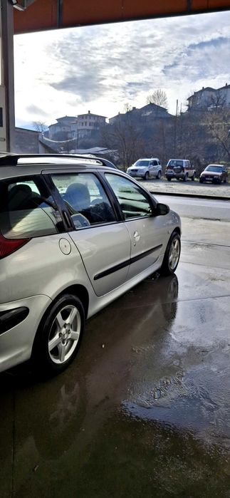 Пежо 206 Peugeot 206 1.4i бензин