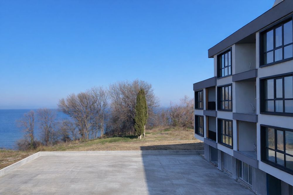 Продава се Двустаен апартамент в Царево - 74 кв.м за 793 €/кв.м - Снимка #2