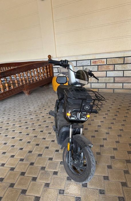 elektr skuter  sotiladi