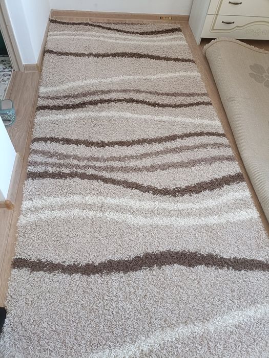 Ковер для дома чистый, мягкий