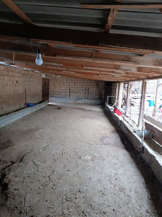 Srochna Qibray Krupiski mahallada 10 dorixona hovli sotiladi