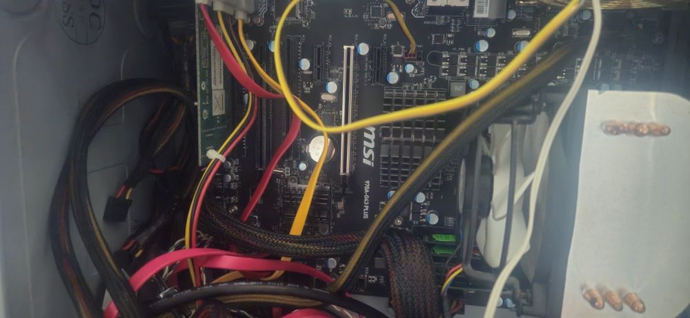 Dezmembrez calculator(sursa ,hard ,rami )functionale