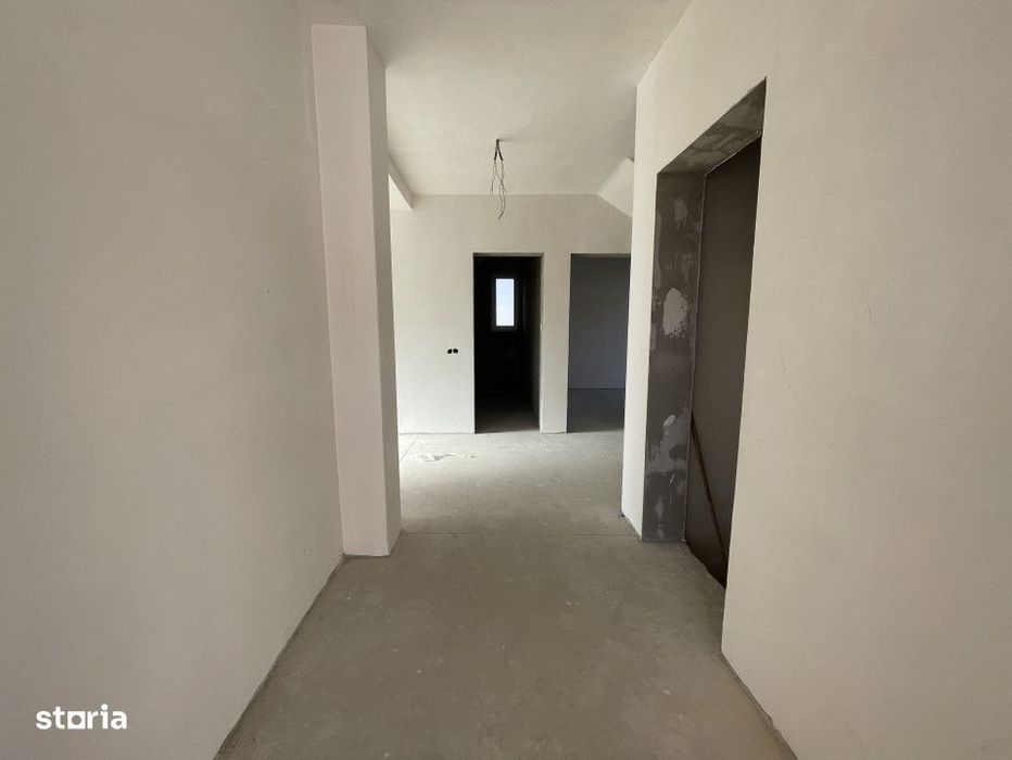 Casa individuala cu CF cu 5 cam/155mp! Teren 550mp! GARAJ! Loc. Dezmir