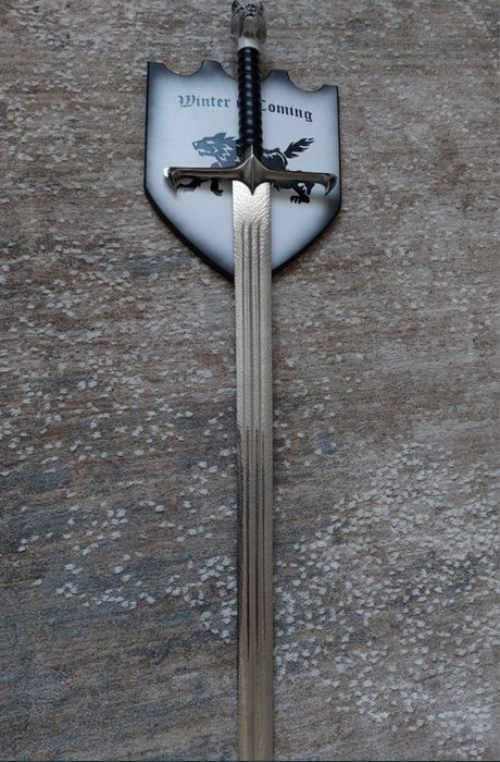 Vând sabie replica "Longclaw" John Snow