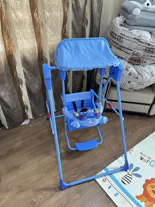 Продам детскую качелю