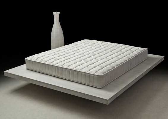 Много запазени и нови  матраци +  рамки , дунапрен и пуфове