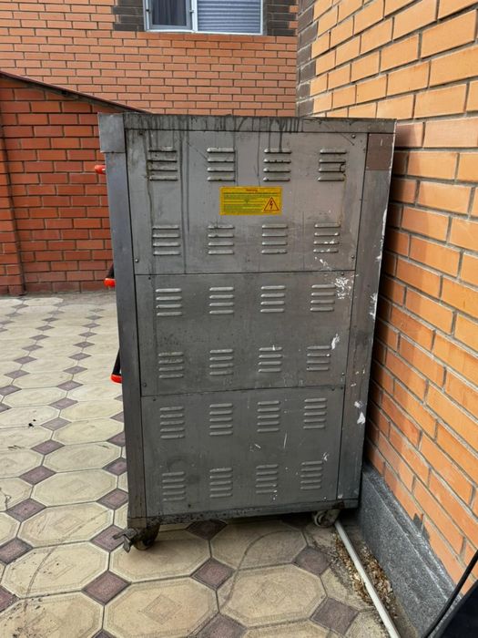 Продам духовку 380w