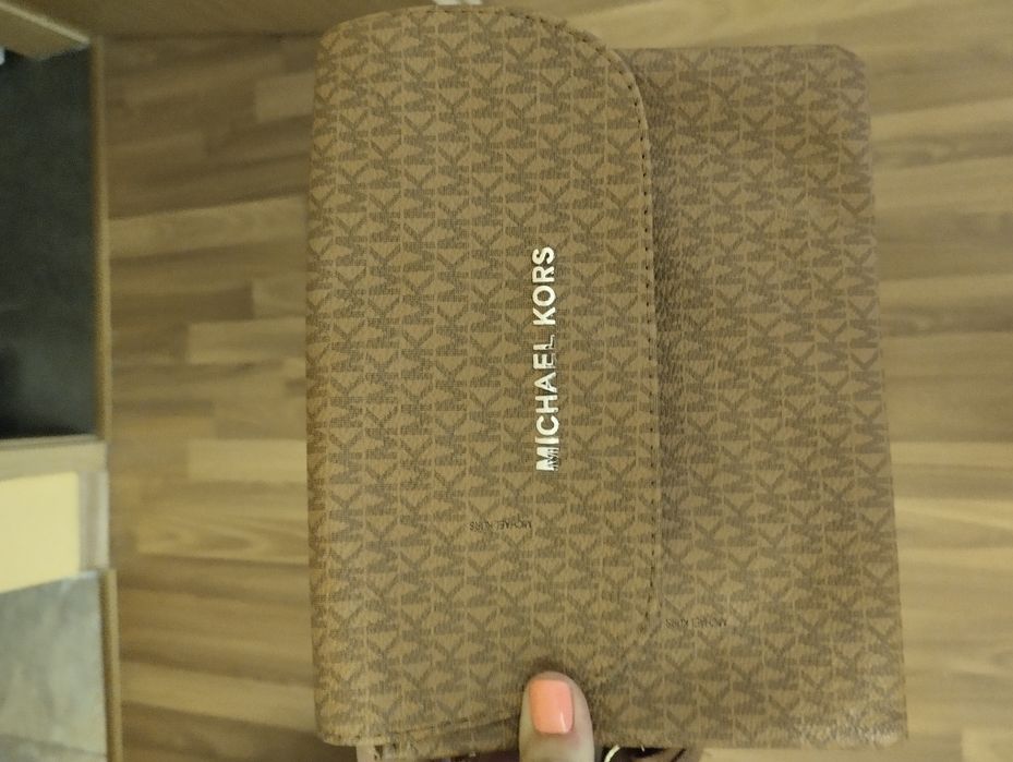 Дамска спортно чанта