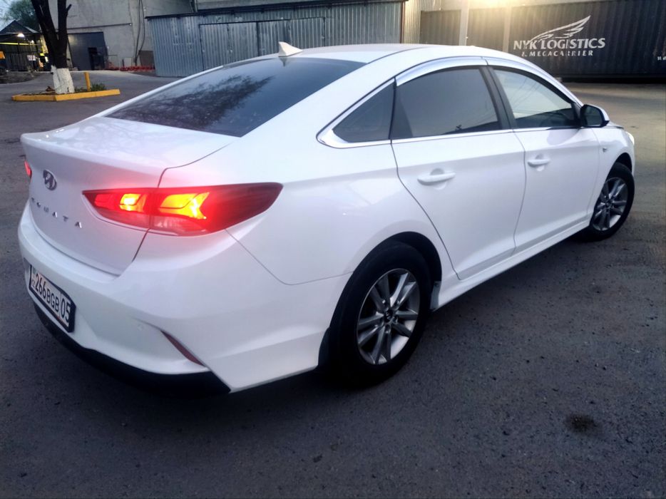 Хиондай Саната 2017 г