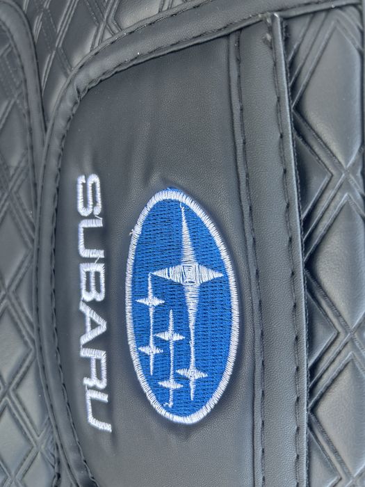 Продам полики Субару-Форестер