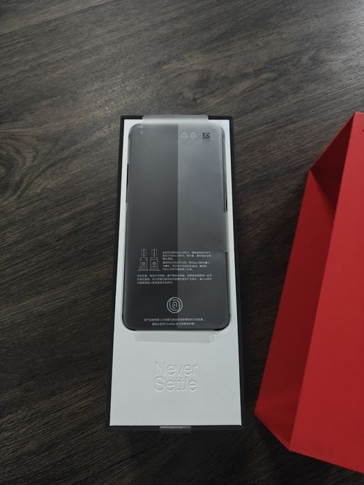 OnePlus 9 5G продам