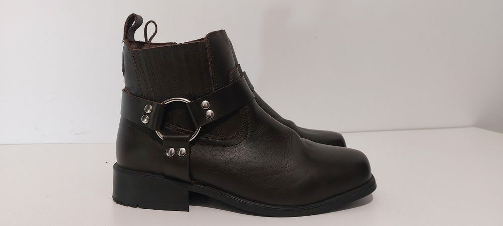 Botine din piele maro