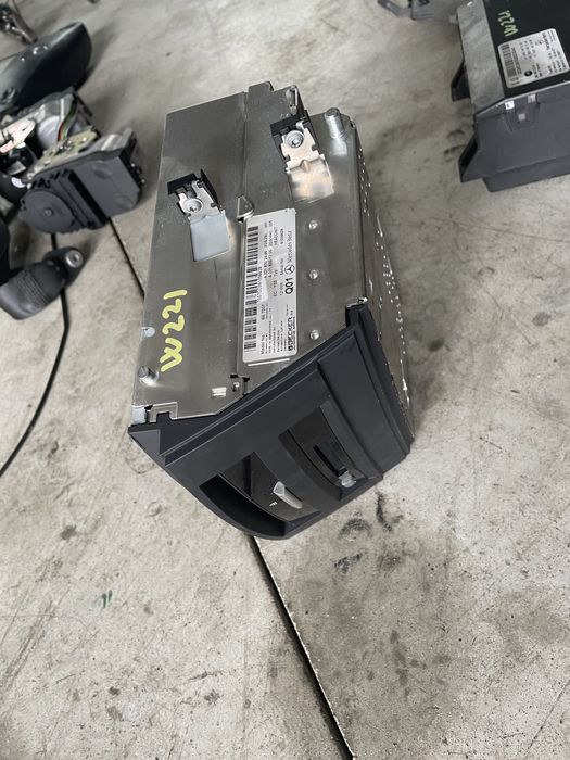Unitate muzica / DVD rom navigație Mercedes w221 s class harman