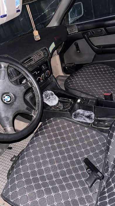 Продам BMW E34 540i