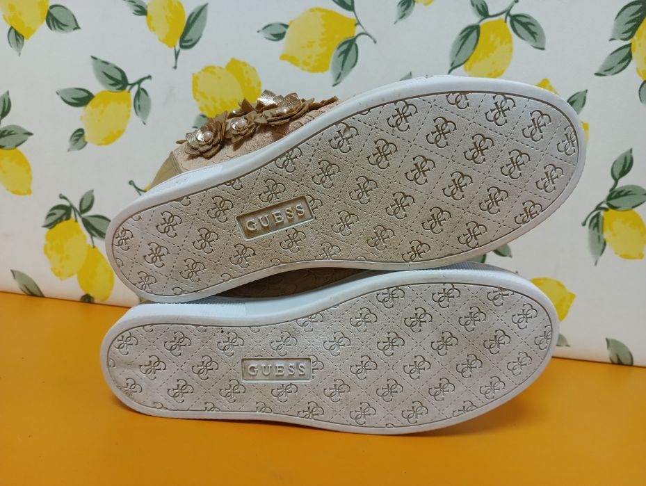 Guess кожени N 37 - 45 лв
