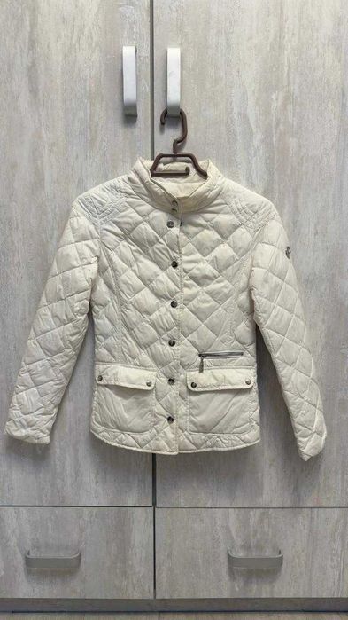 Продаю куртки модные