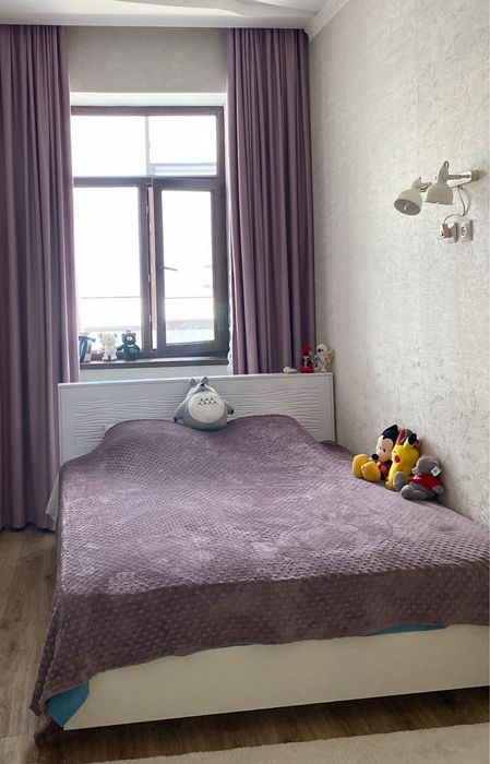 Кровать с матрасом