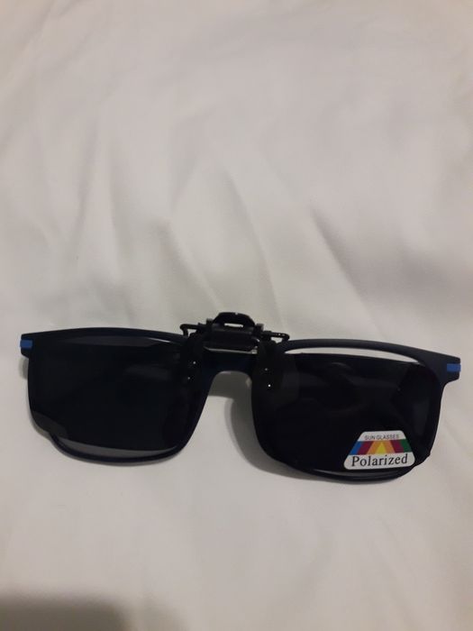 Vand lentile de soare atasabile la ochelarii de vedere