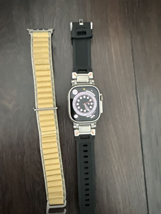 Apple Watch Ultra 2 titanium