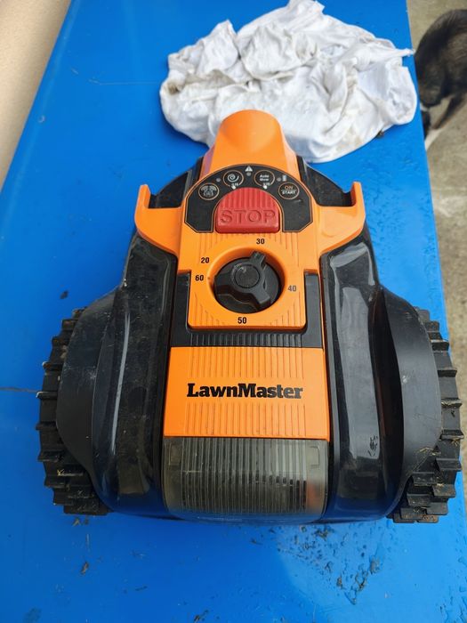 Lawnmaster Косачка робот без зарядно и батерия