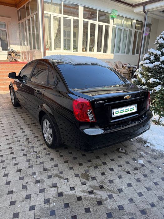 Jentra 2023-yil qora rang