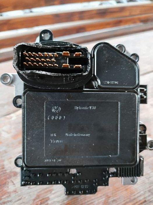 ЭБУ от вариатора Ауди А6 С5 ресталинг