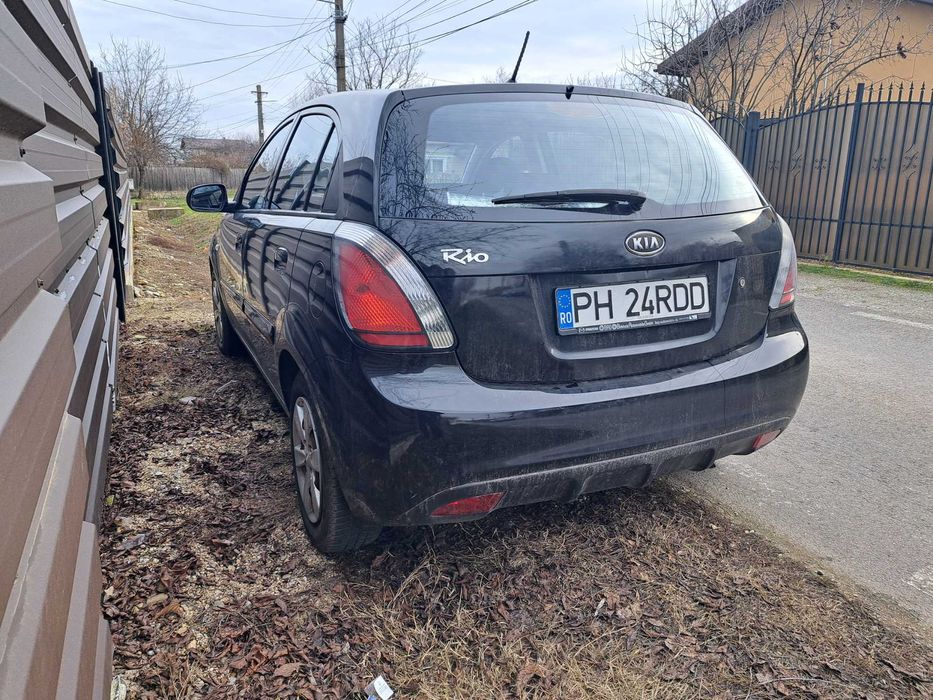 Masina de tuns gazon kia rio