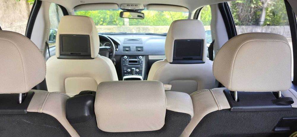 Volvo XC90 D5 4x4 2.4 Diesel 200 Cp
