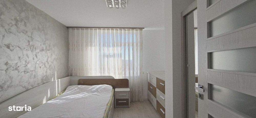 Apartament 3 camere de vânzare, cart. Prima Sova