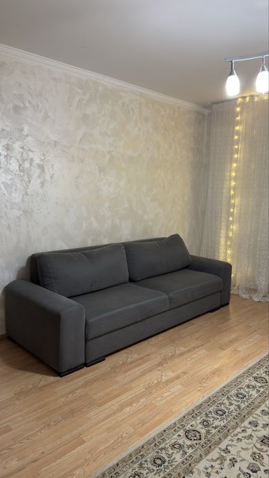 Продам диван очень качественный