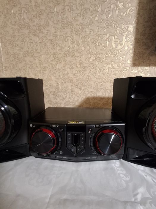 Продам музыкальный центр