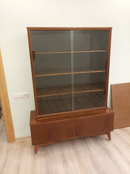 Сервант для посуды