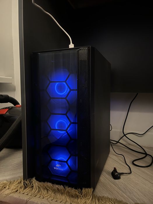 компьютер + монитор + клавиатура продою  Samsung LED