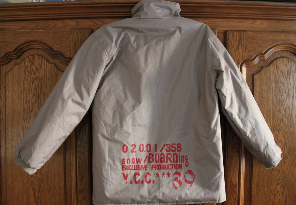 Geaca YCC (recomandata varsta 12 ani/inaltime 152 cm), noua