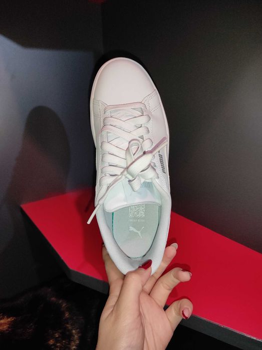 Бели кецове Puma