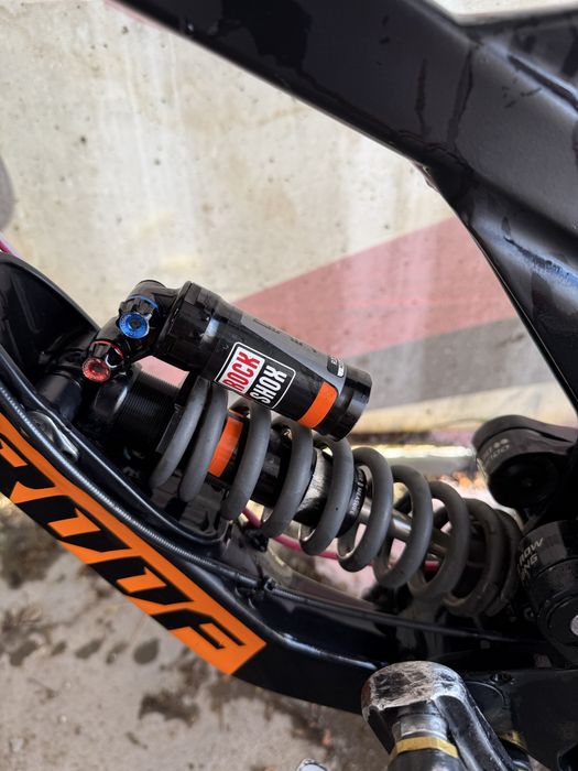 Nukeproof Pulse Pro DH Bike 2015 26’”  колело