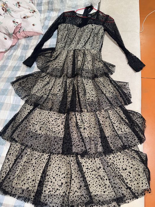 Продам новое платье