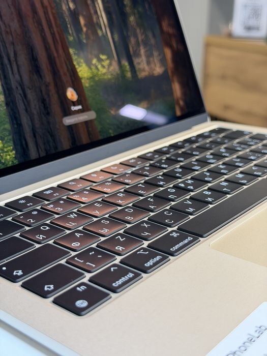 MacBook Air M2 256GB PhoneLab