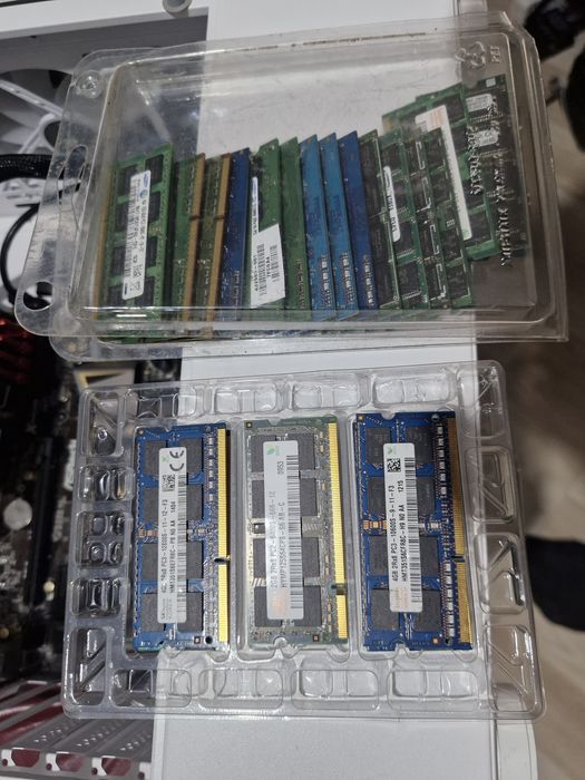 Memorii RAM - DDR4 și DDR3