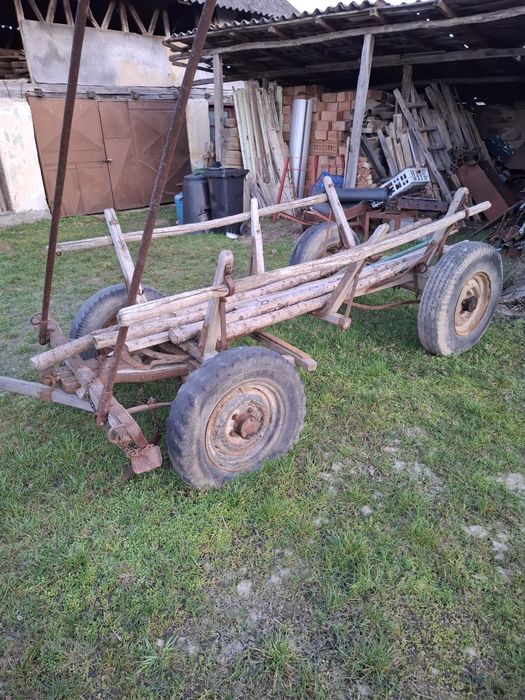 Căruță rustica veche