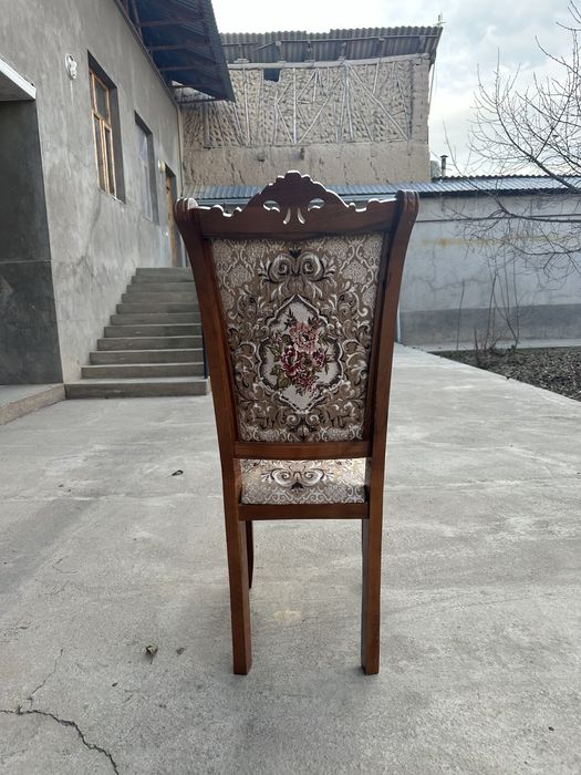 Мебель сотилади стол ва стул