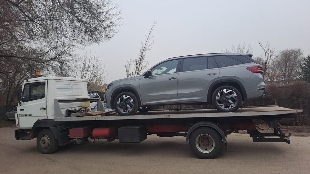 Грузовой эвакуатор