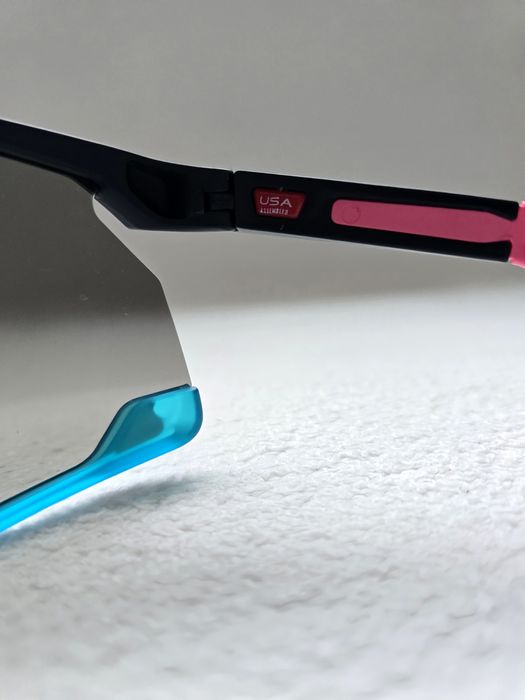 Слънчеви очила Oakley Bxtr