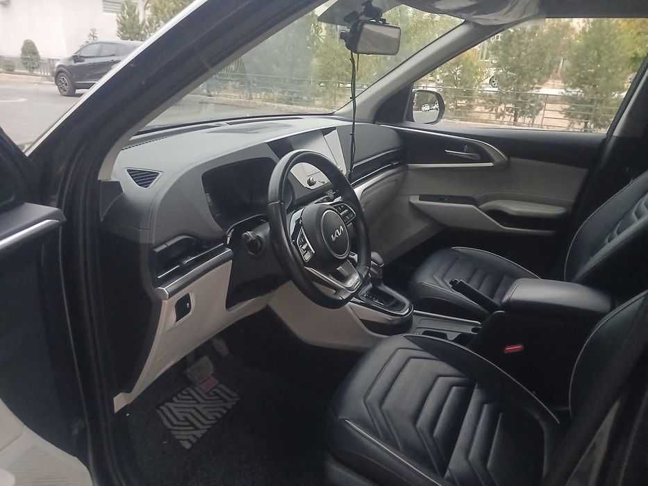 Продам свой kia carens